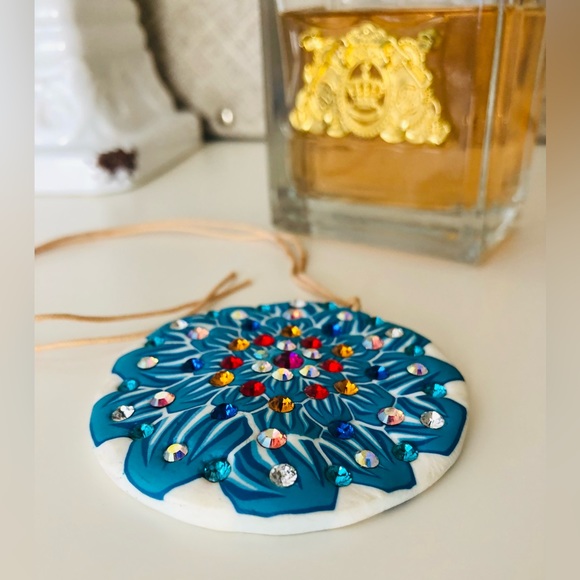 💖.. Billie Beads Millefiore 2009 Sun Catcher Mandala Necklace - Picture 3 of 9